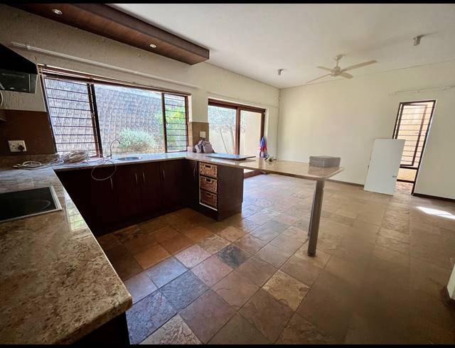 3 BEDROOM HOUSE TO LET IN SONHEUWEL EXT 1